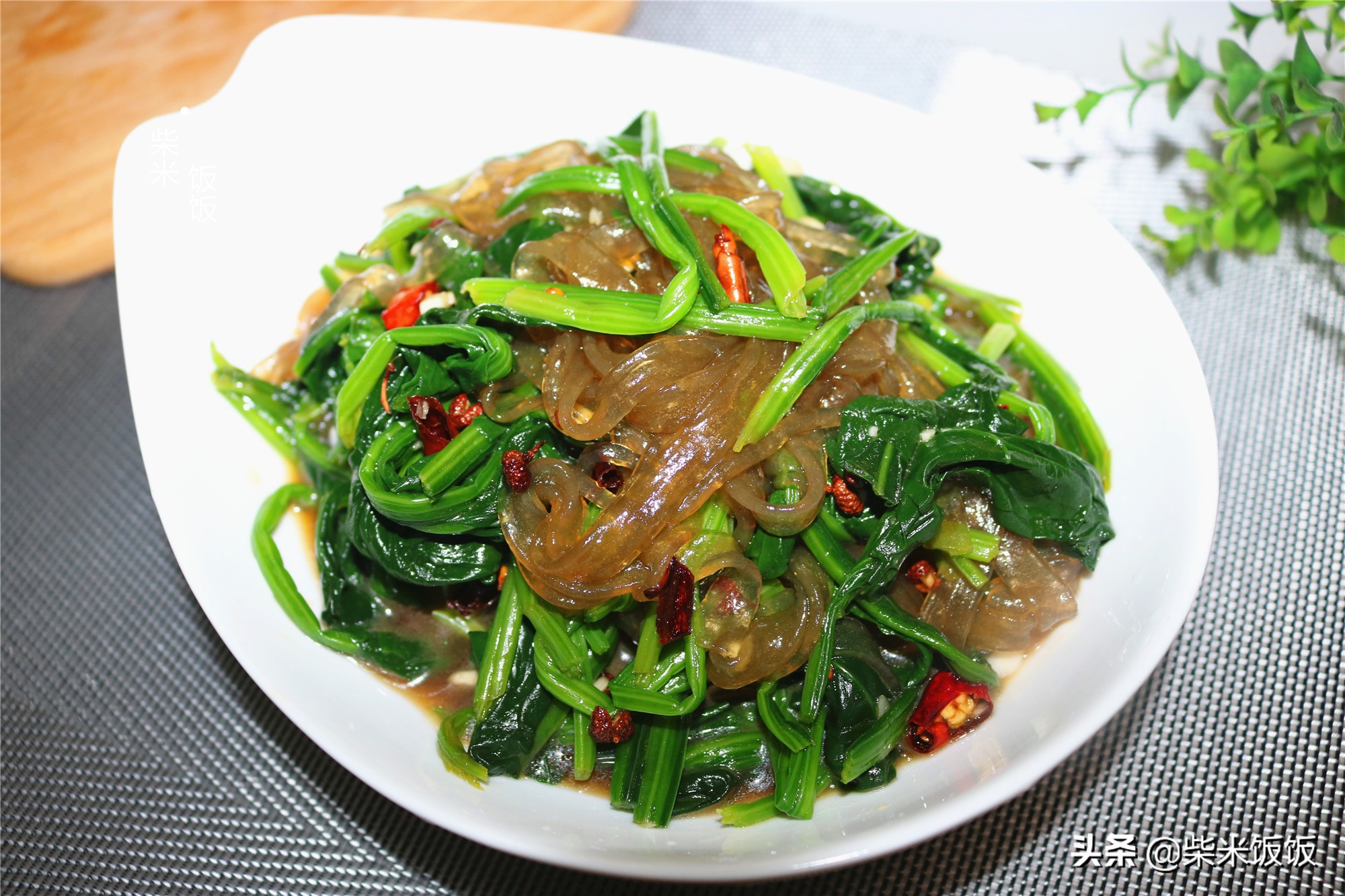 下班回家做饭简单的两道家常菜,这三道家常菜简单易学爽口下饭