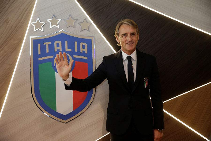 巴洛特利马赛回旋曼奇尼,曼奇尼执教意大利队巴洛特利