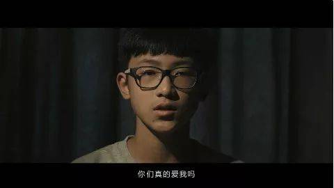 青少年自杀问题日益突出，家长们应该做些什么？