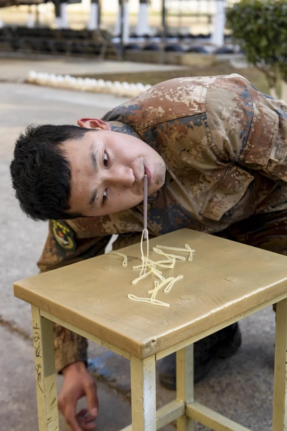羡慕→临汾旅官兵“野”会玩