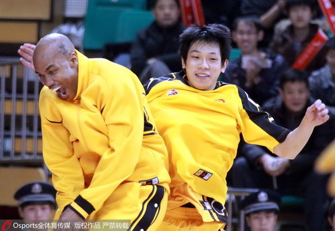 cba广东马布里,马布里cba经典战广东