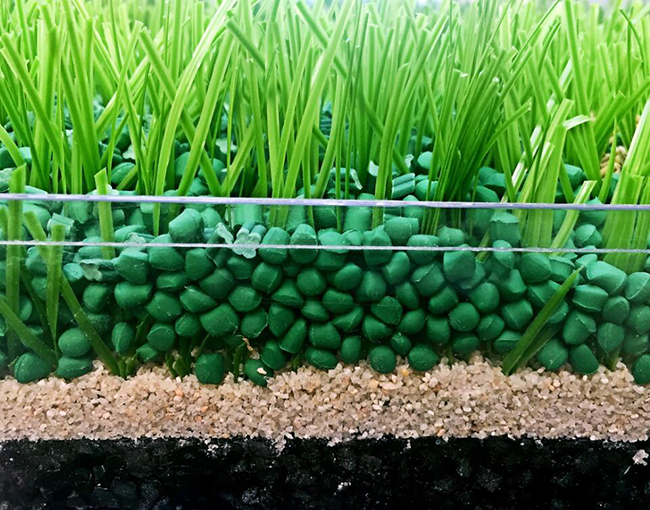 人造草坪填充石英砂的好处,门球场人造草坪内填石英砂标准