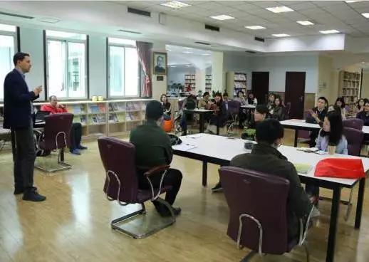 允公允能日新月异英语怎么说,允公允能日新月异英文