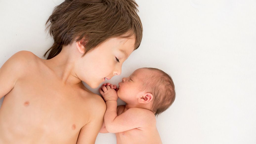 堵奶有硬块很痛怎么解决,喂养管堵塞处理