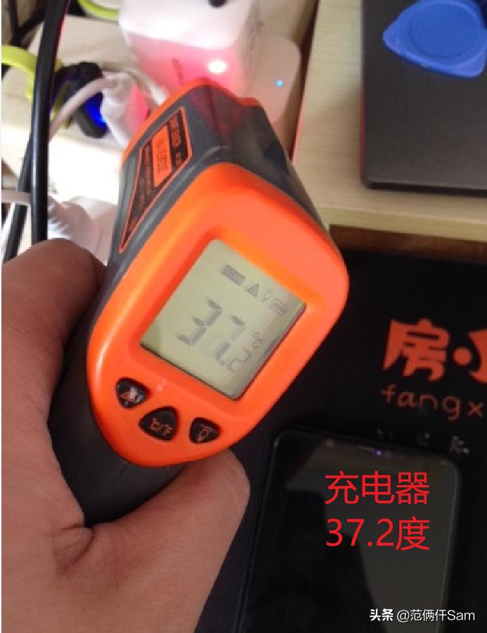 苹果要充电会自动开机吗,苹果要插充电线才能开机