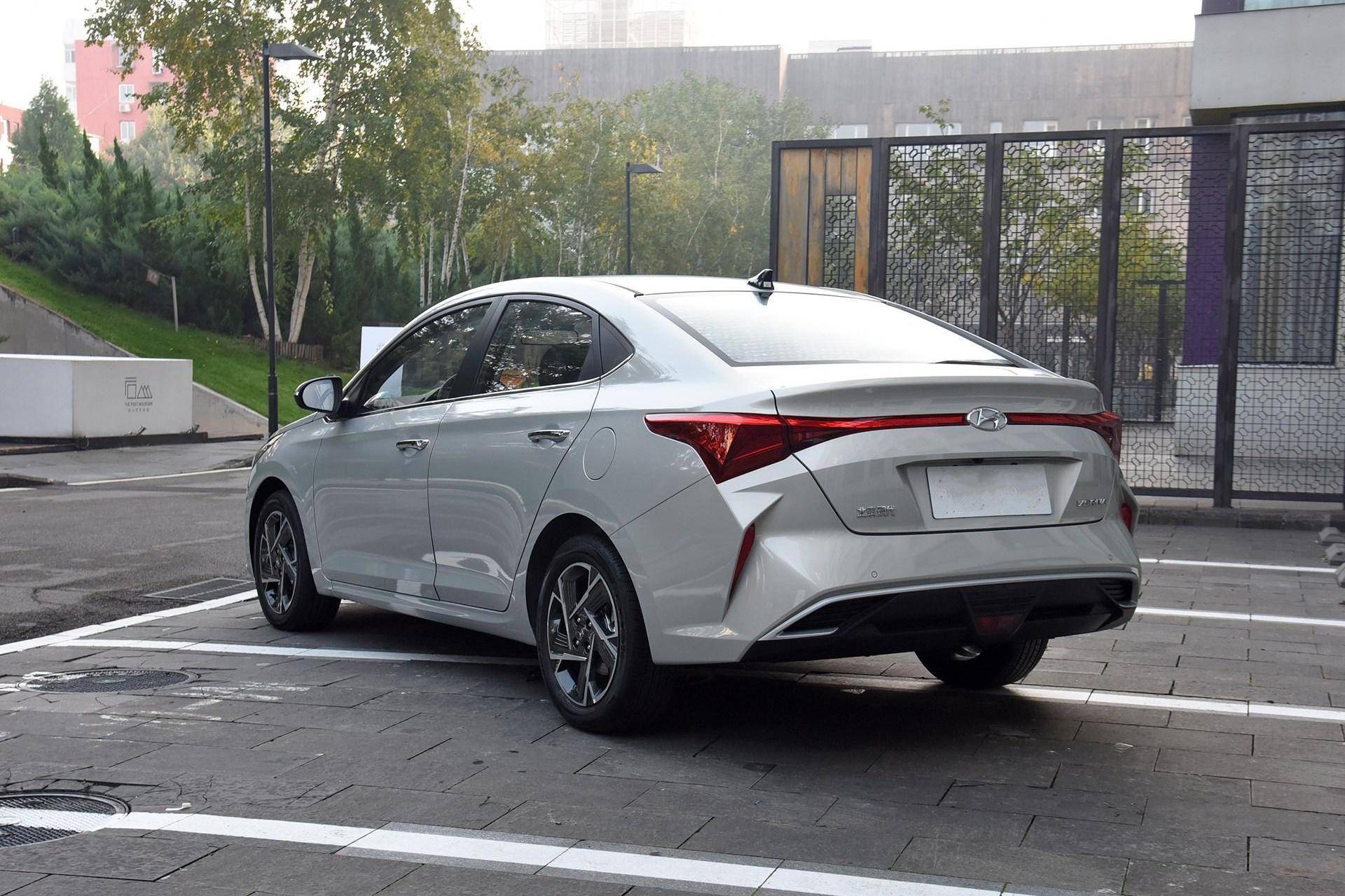 丰田致享和赛欧3哪个性价比高,2015款赛欧3自动理想型测评