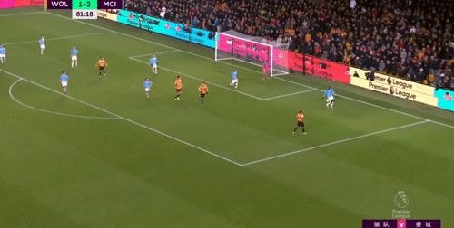 利物浦曼城法比尼奥犯规,利物浦vs曼城多库被犯规