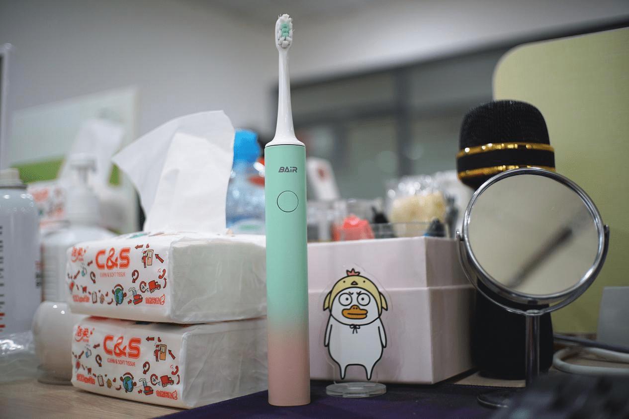 电动牙刷哪个品牌好100以内,zr电动牙刷和小米电动牙刷哪个好