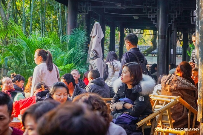 成都本地人去的最好吃的美食,中国姑娘吃成都美食