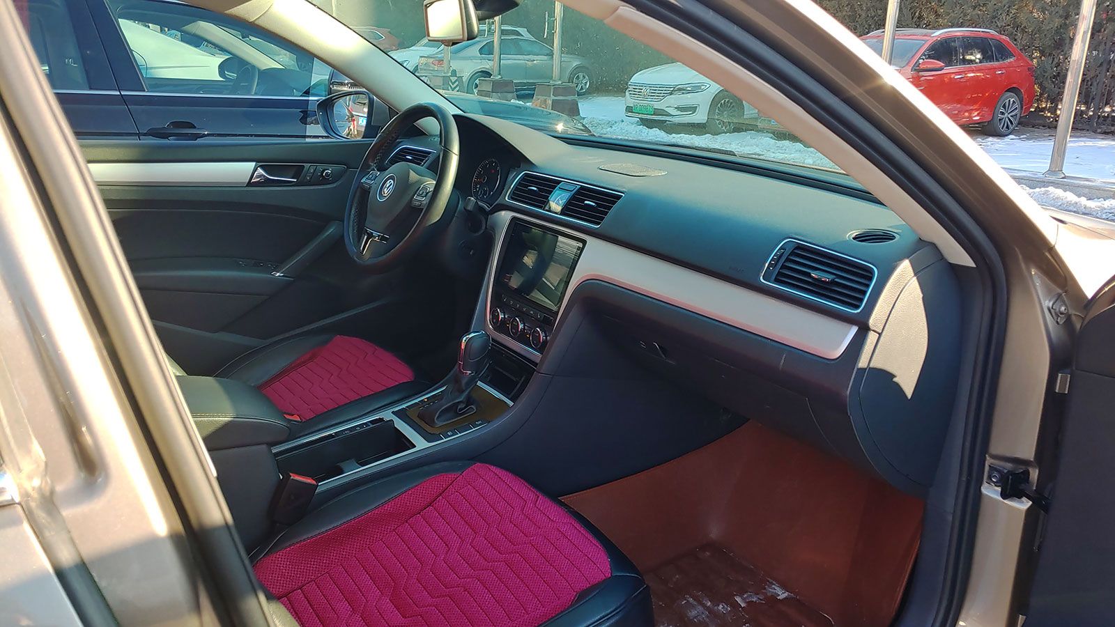 这辆*萨特帕**御尊版1.8T性价比不错：大半喷涂5年半价