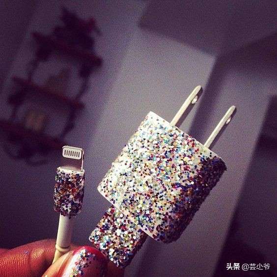 不要的指甲油可以干什么,可以保留很久的指甲油