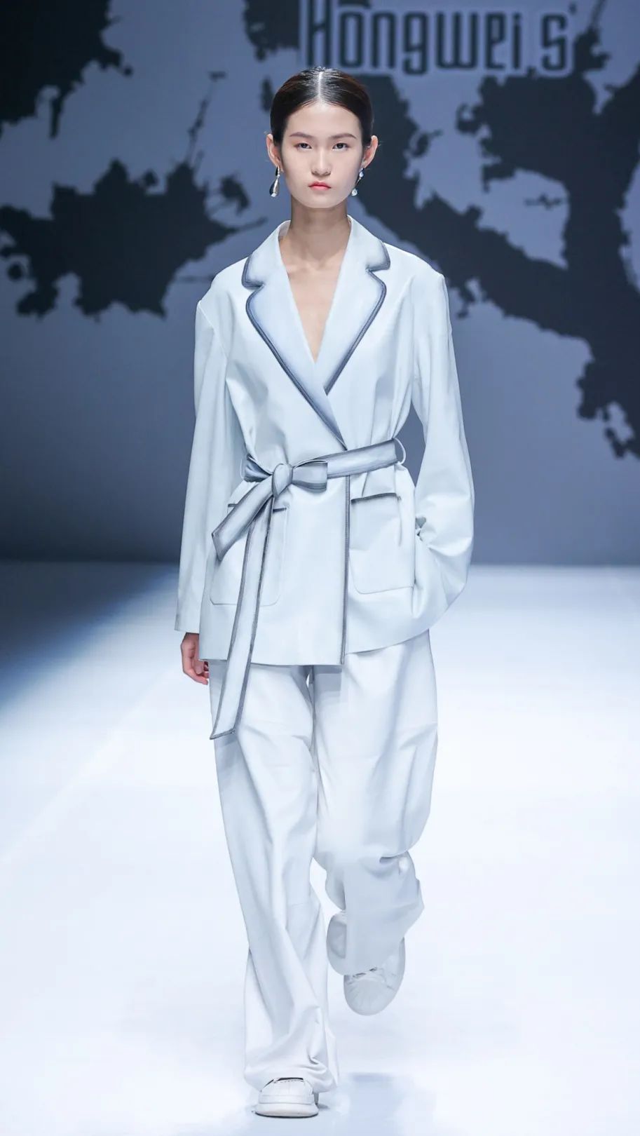 2021秋冬时尚单品,时尚2021秋冬时尚元素流行趋势