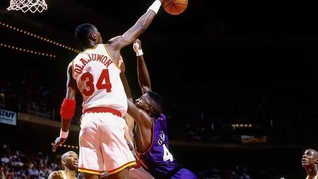 公牛王朝最惧怕的中锋奥拉朱旺,公牛队史最强中锋