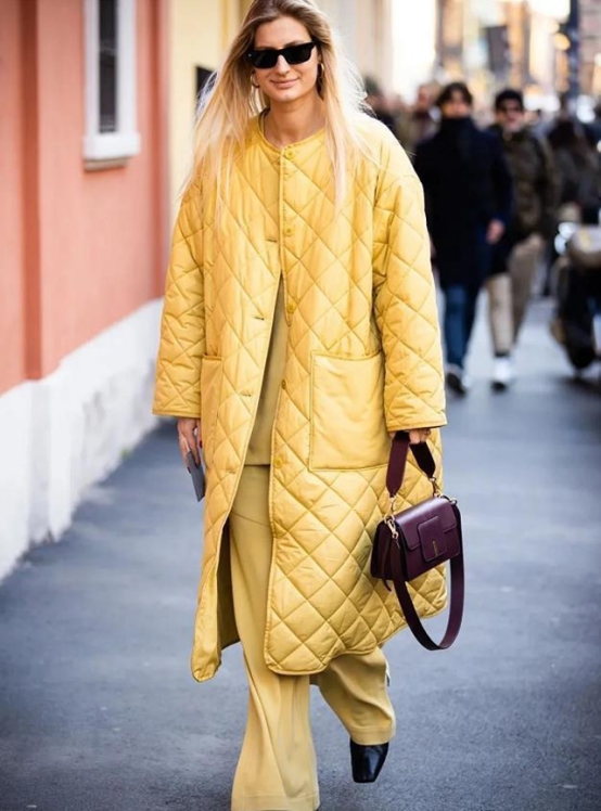 今年最火的绗缝棉服,冬季绗缝两面穿棉服