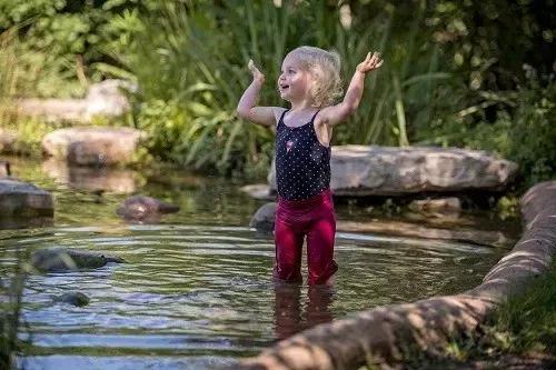 有趣的儿童花园,打造一个500平露台的共享儿童乐园