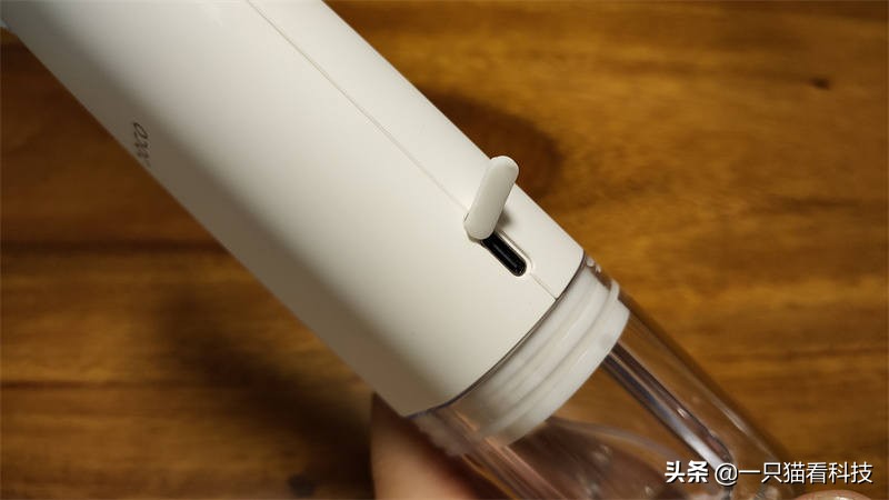 高端黑头清洁神器,inface温感小气泡黑头仪