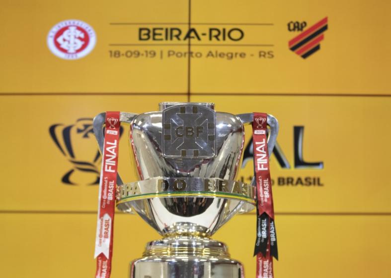 巴西爆冷无缘四强连球大战,巴西世界杯决赛点球大战