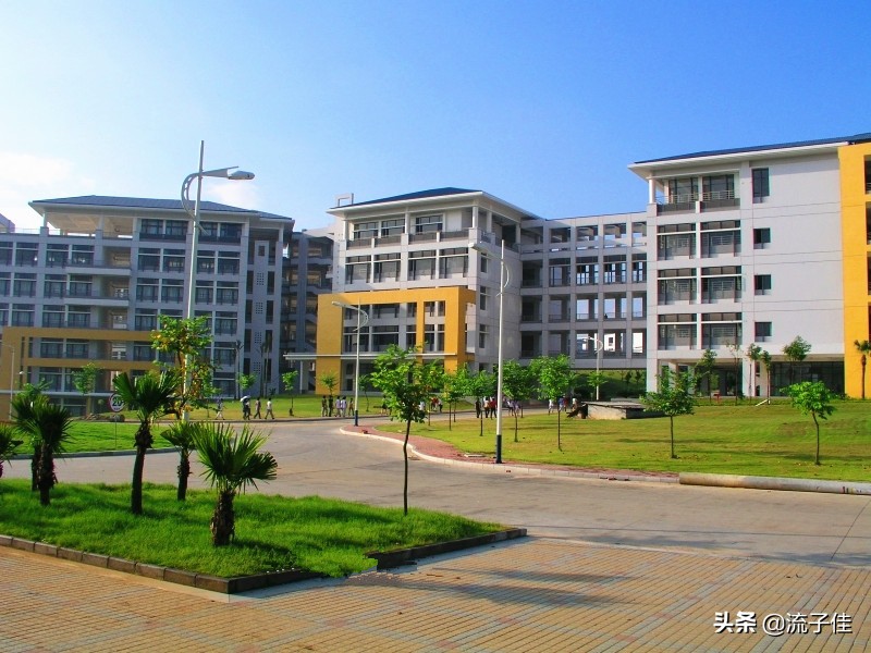 医学专业火热，报考人数多，9所二本医科院校在江西招生超一本线