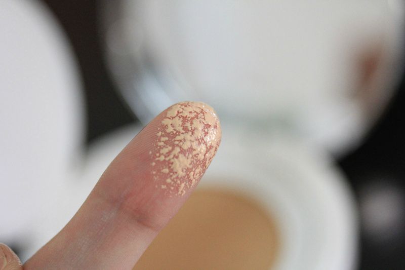 兰芝雪纱修颜气垫测评,兰芝雪润粉凝霜怎么样