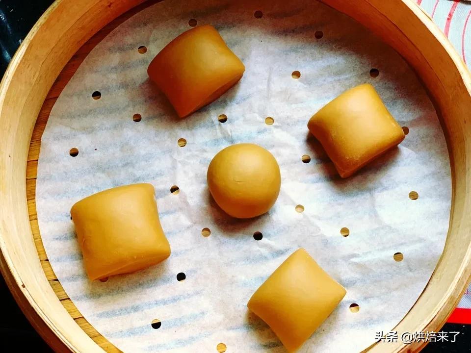 手工红糖馒头的做法和发面全过程,红糖馒头的做法和发面全过程造型