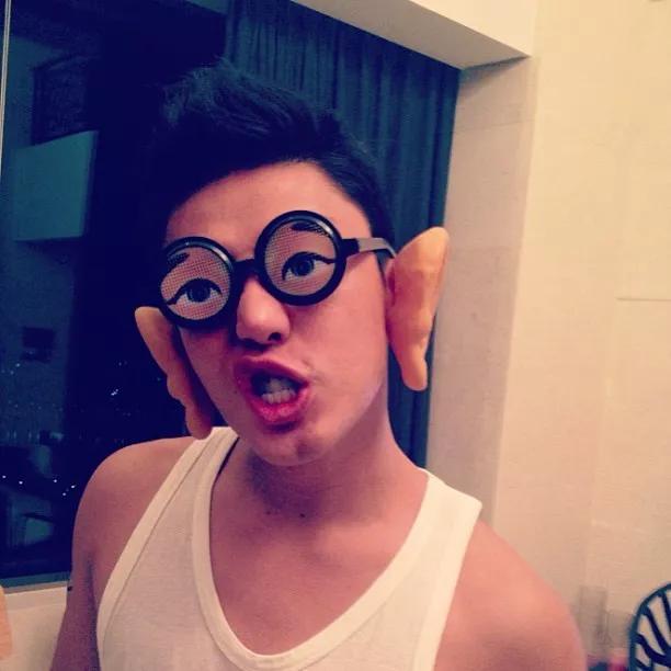 他是燃烧的戏疯子，更是进击戛纳的男神