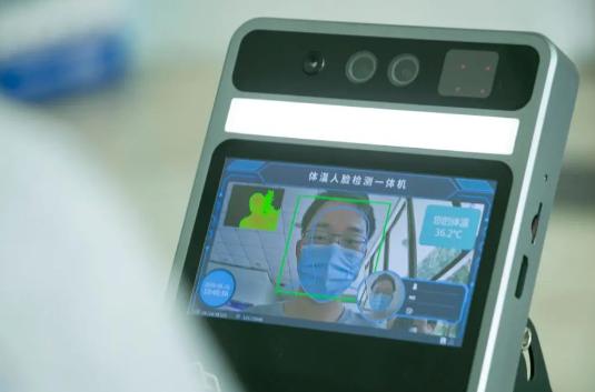 成为校史上休学创业第一人，这位西安交大硕士现状如何？