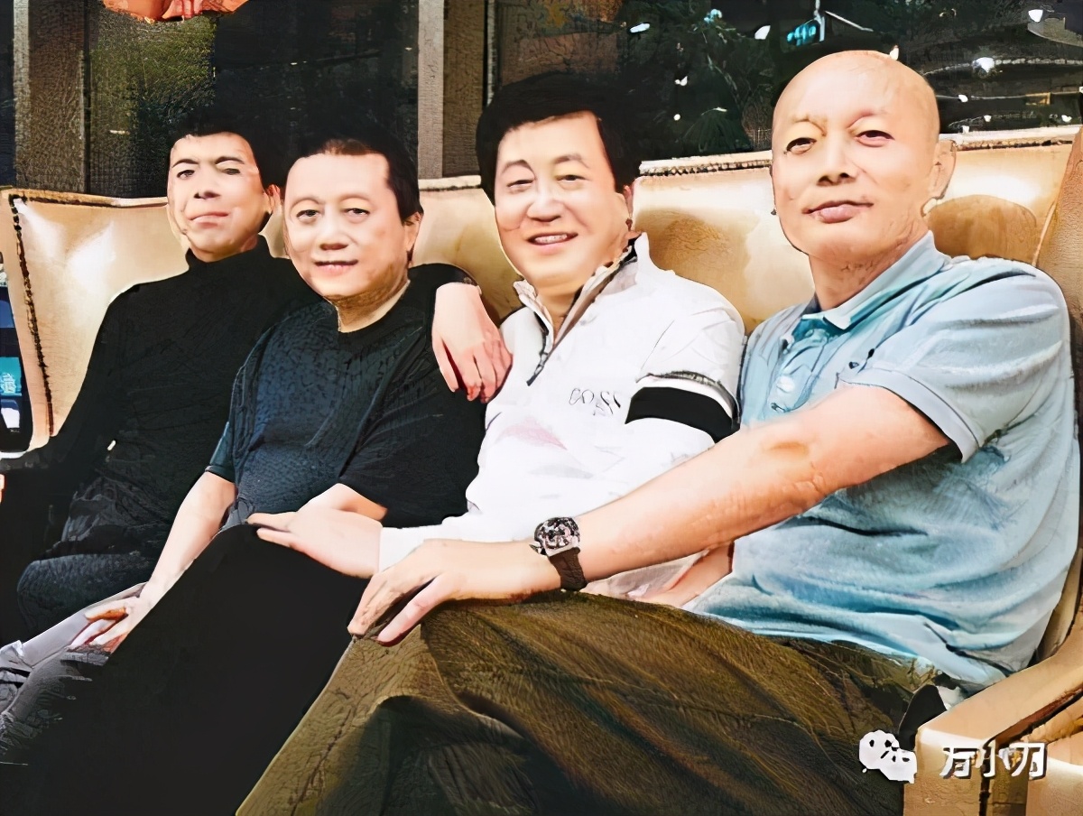 浜湀鏍兼牸鎰熸儏鐖嗘枡,浜湀鑱斿Щ缁椈涓嶆柇