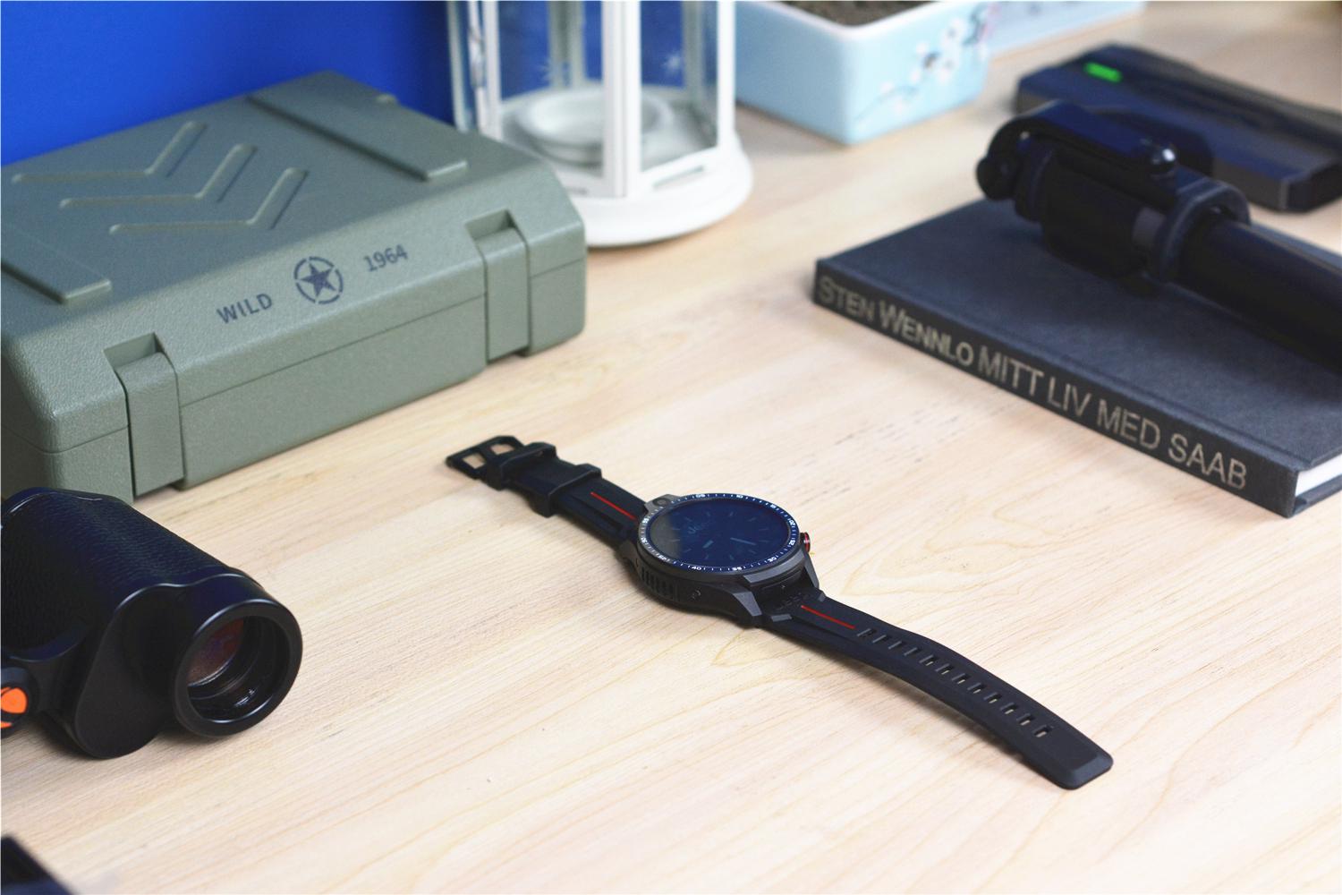 jeep新款智能手表jpsw011black,jeep智能手表高配版有啥区别