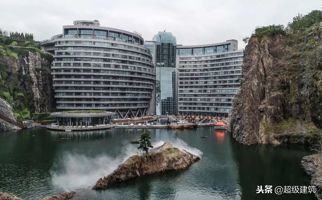 深坑酒店建造过程中洪水怎么处理,深坑酒店的水怎么排