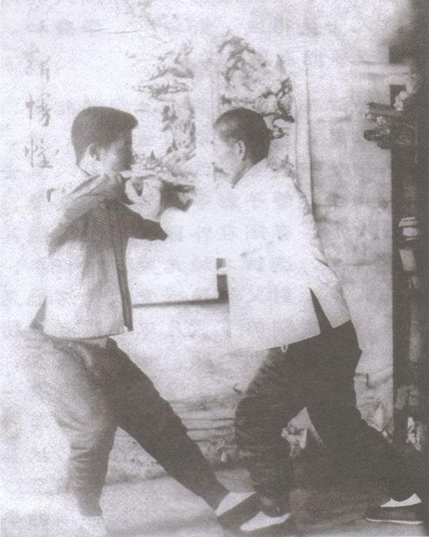 孙禄堂的书有教拳法么,孙禄堂武功如何学