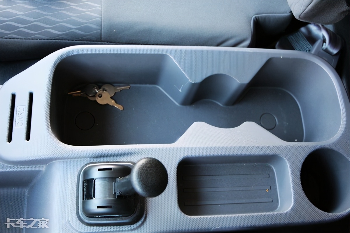 福田奥铃cts国六单排底盘轻卡价格,福建福田奥铃cts轻卡4.2高栏