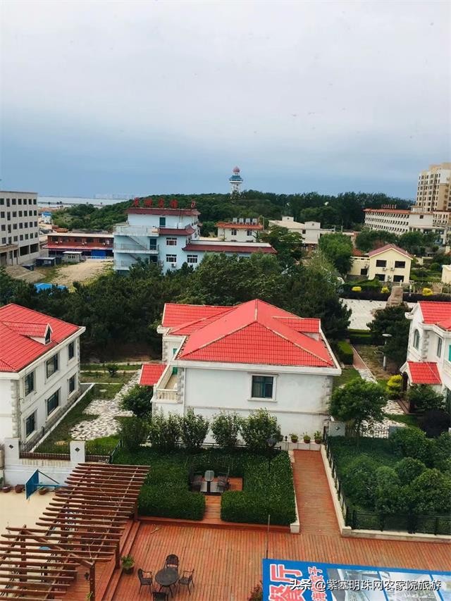 辽宁东戴河lijie海景公寓出门就是海,这里海滩大,水质清澈