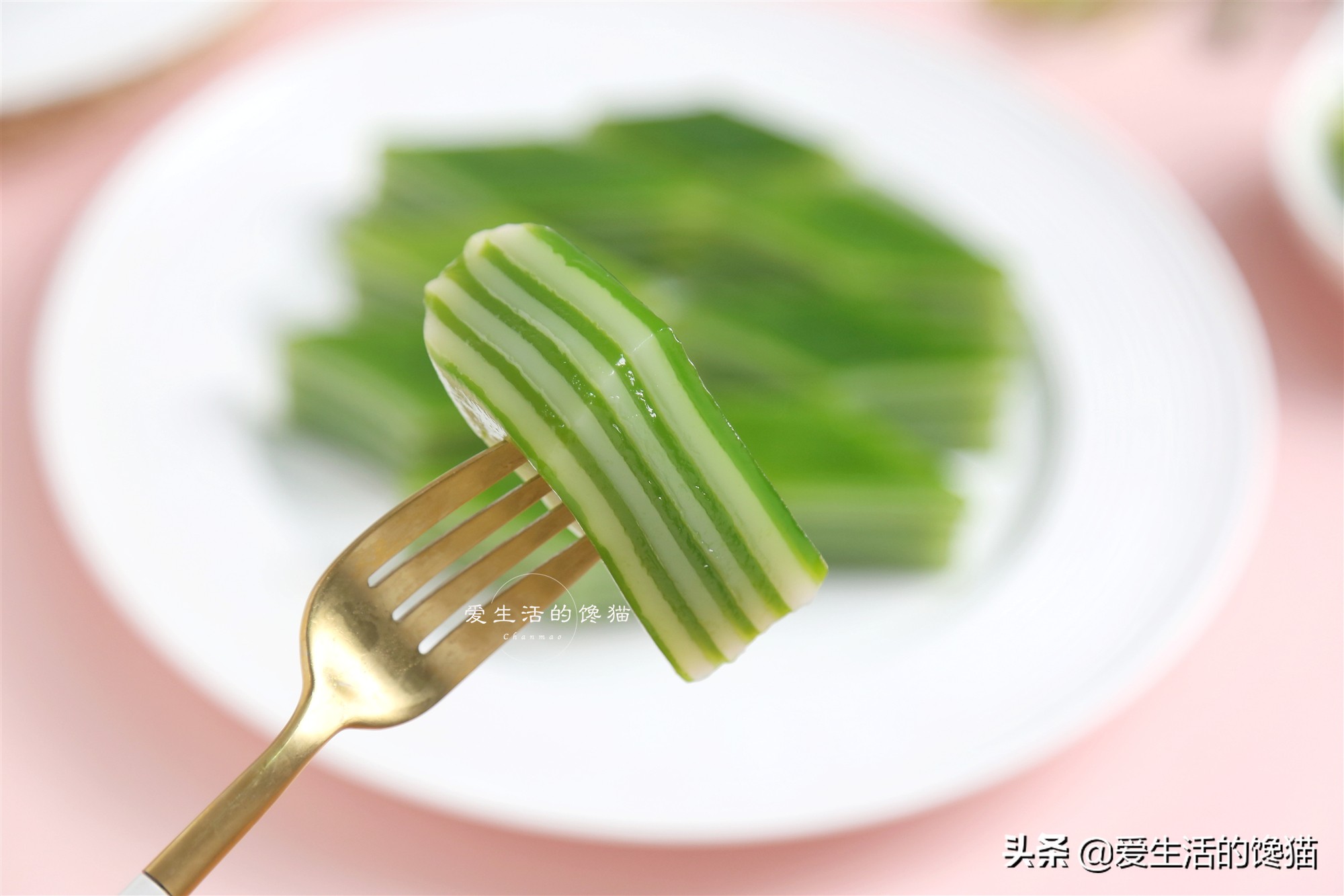 制作彩虹千层糕,怎么制作千层糕更q弹