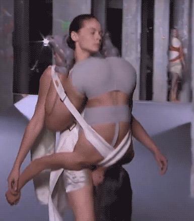 对不起是我不配什么梗,对不起是我不配伴奏