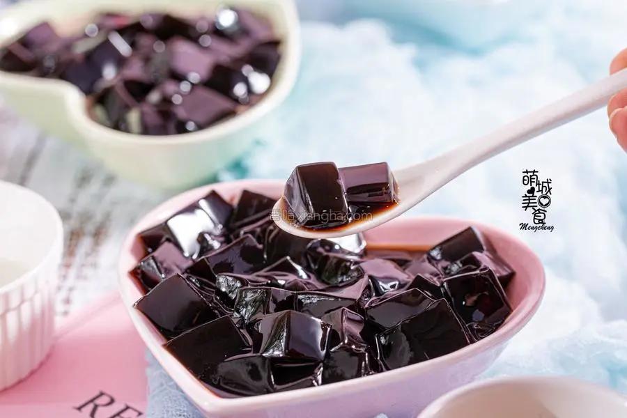 清热解暑的龟苓膏的做法,清热解暑的清凉龟苓膏