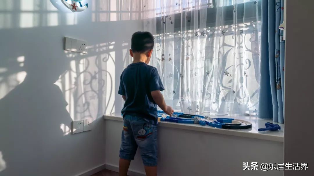 二胎妈妈太用心!89m²三室两厅里,塞下足足36m³储物空间