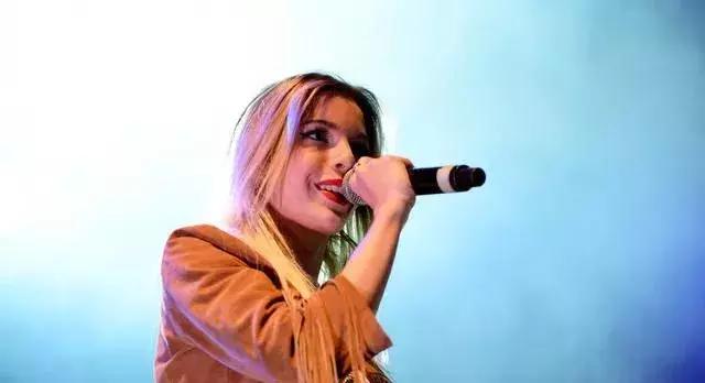 唱歌技巧和发声方法不扯嗓,平时用嗓过度现在一说话就破音