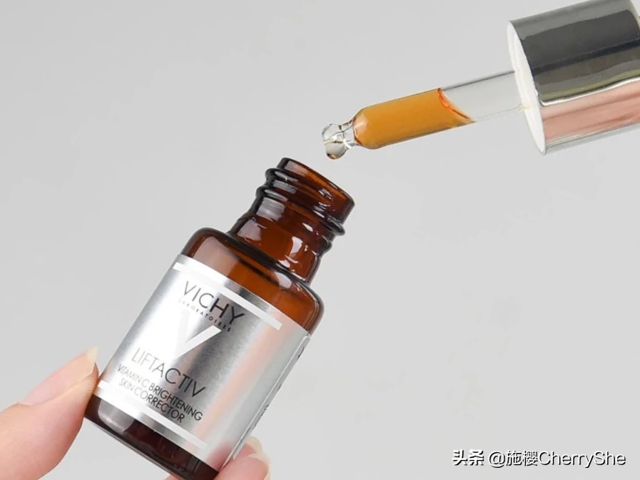 左旋vc精华的作用与功效,vc精华的功效与作用