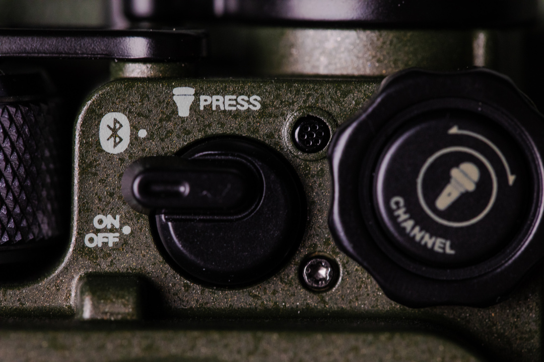 猫王音箱都是“硬菜”!全金属机身半斤重,带它跳广场舞得多带劲