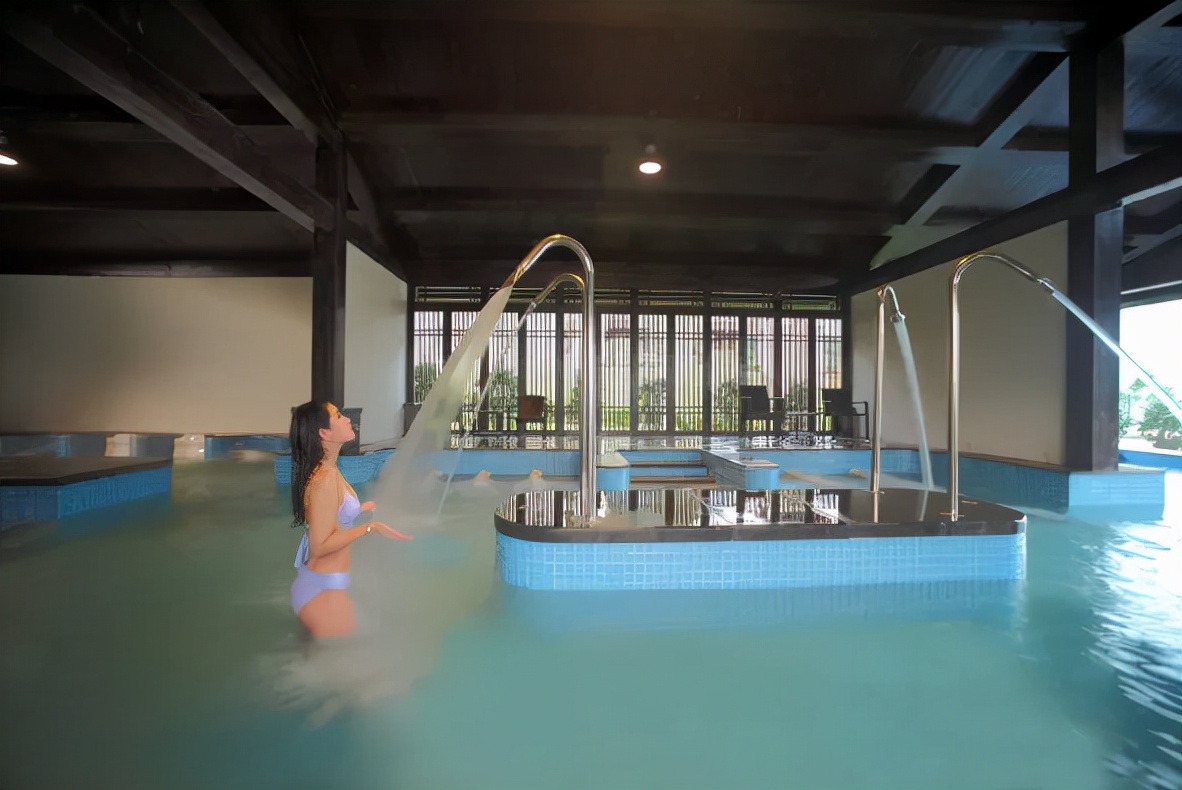 英德宝晶宫天鹅湖温泉酒店好玩吗,英德宝晶宫天鹅湖温泉酒店别墅