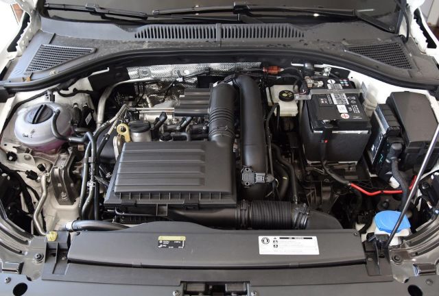 10万元预算买家用车推荐这几款,10万买这5款汽车经典不后悔