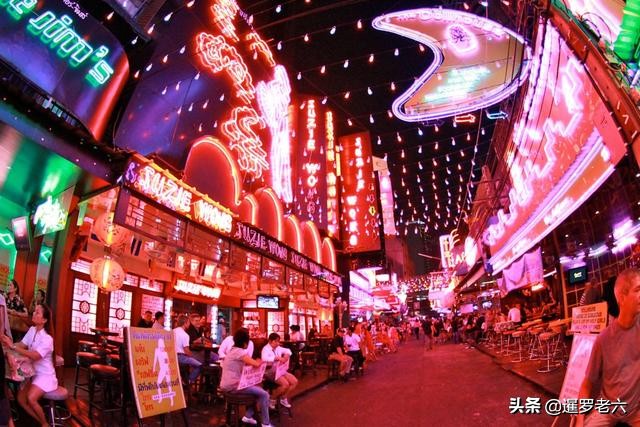 曼谷娜娜酒吧街哪家店比较好,曼谷酒吧街在哪个区