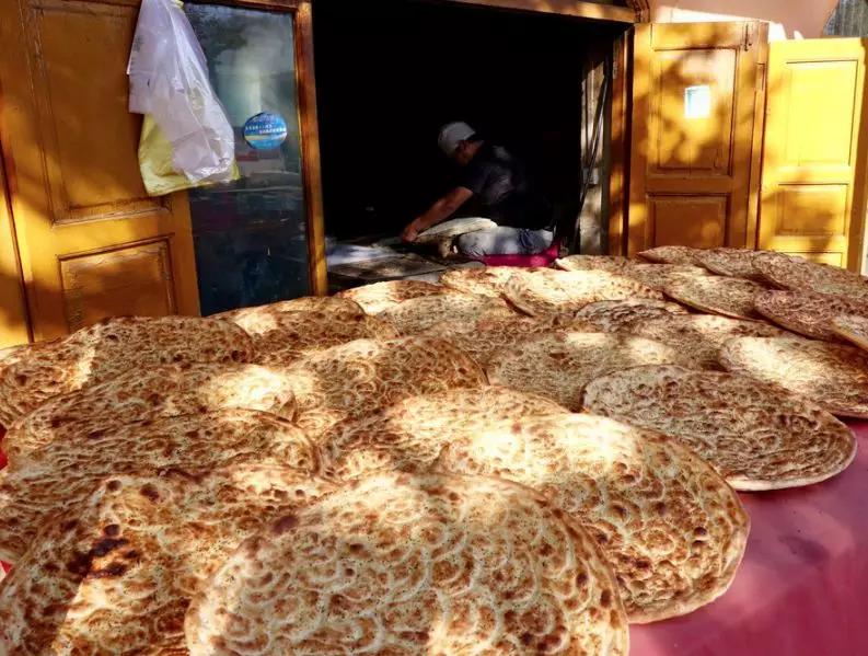 5月9日杭州到乌鲁木齐飞机票,杭州飞乌鲁木齐机票五一多少钱