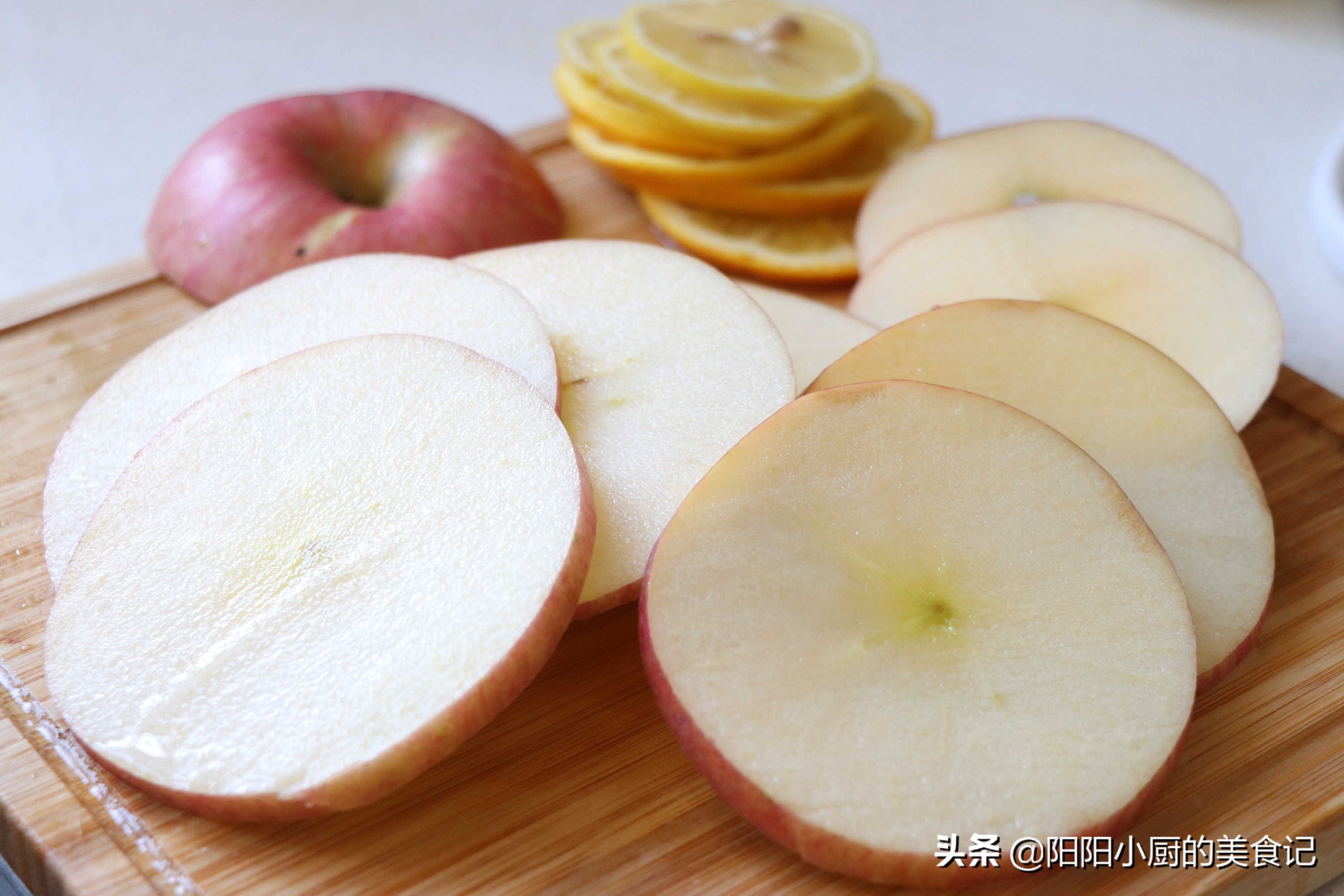 自制简单小零食可外带不用黄油,自制小零食简单易做不用烤箱冬天