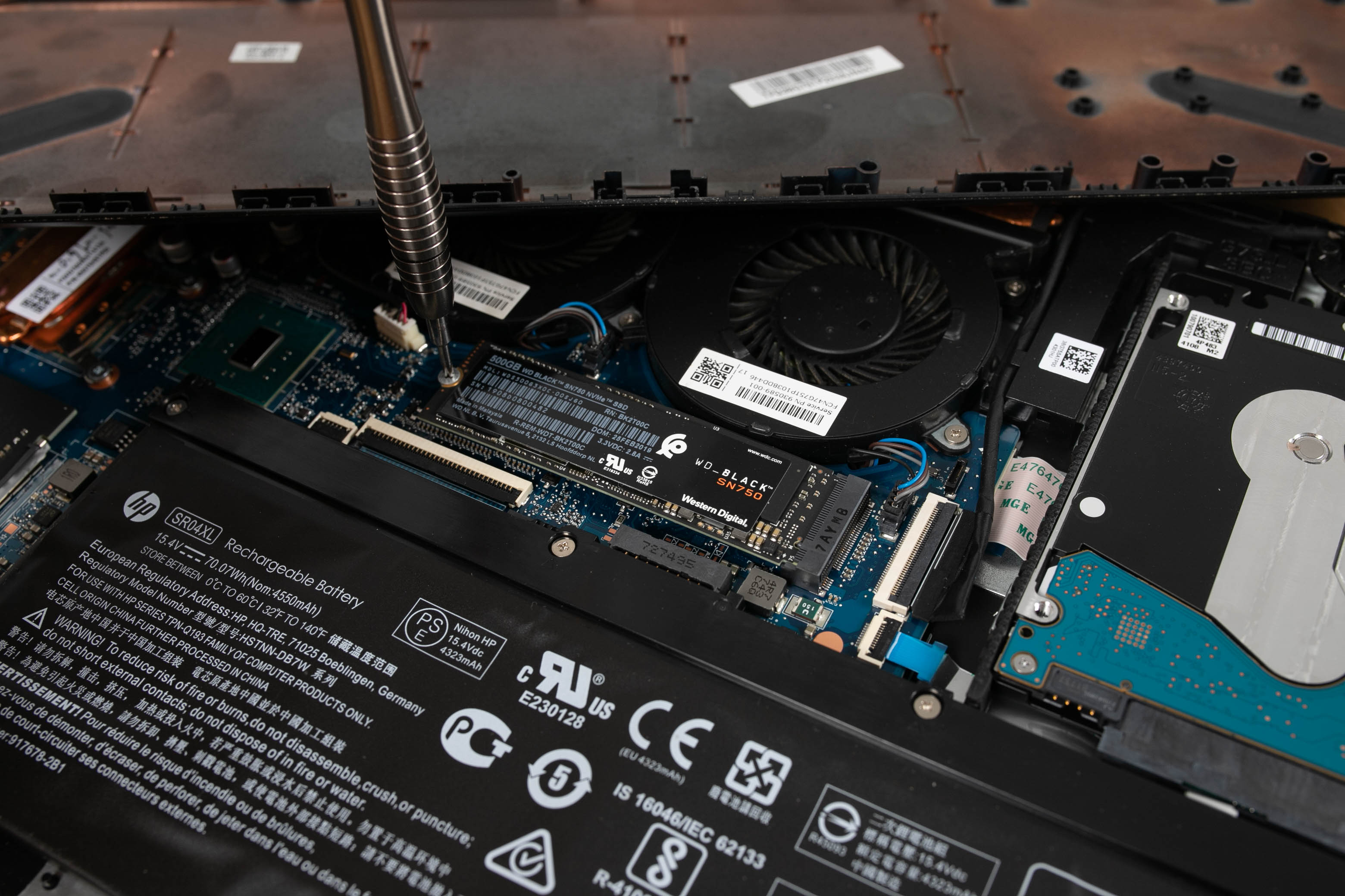 笔记本升级SSD硬盘,然后不想重装系统:我炸天帮黄小贝说可以