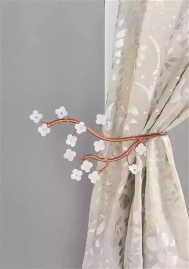 挂钩式窗帘高级感,窗帘隔几个挂钩最好看