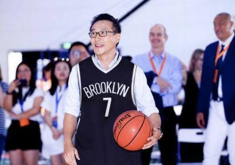 马云退休后谁担任了阿里巴巴总裁,阿里巴巴的马云退休后去哪里了