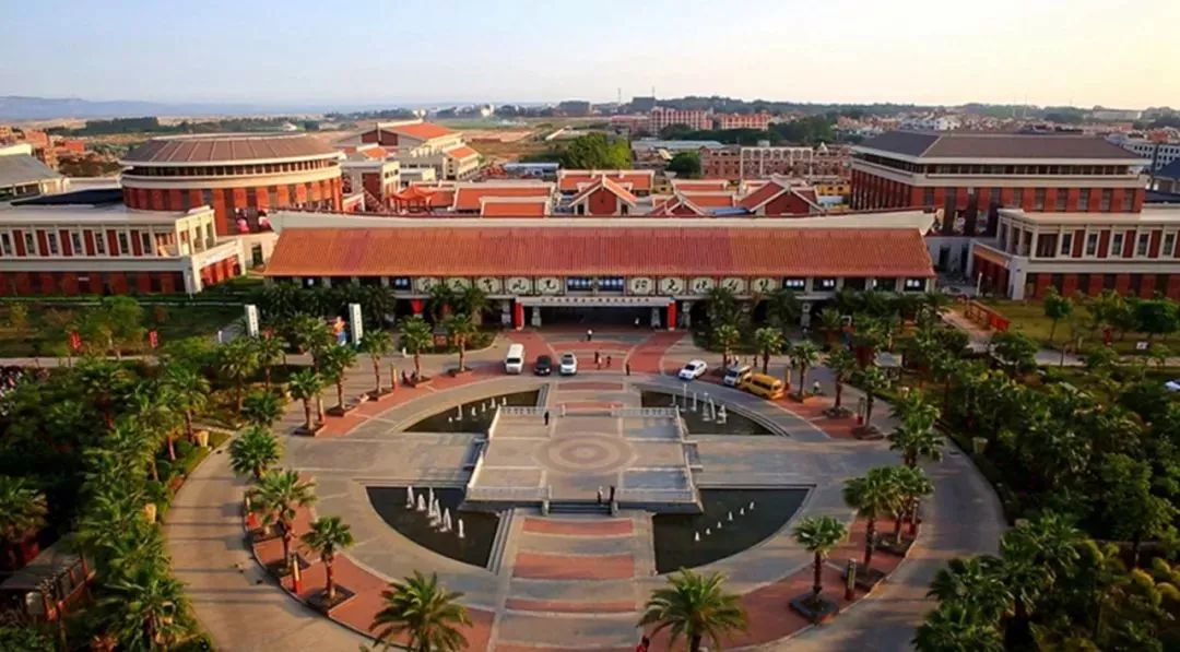 厦门婚纱拍摄地方推荐,旅游婚纱摄影推荐厦门