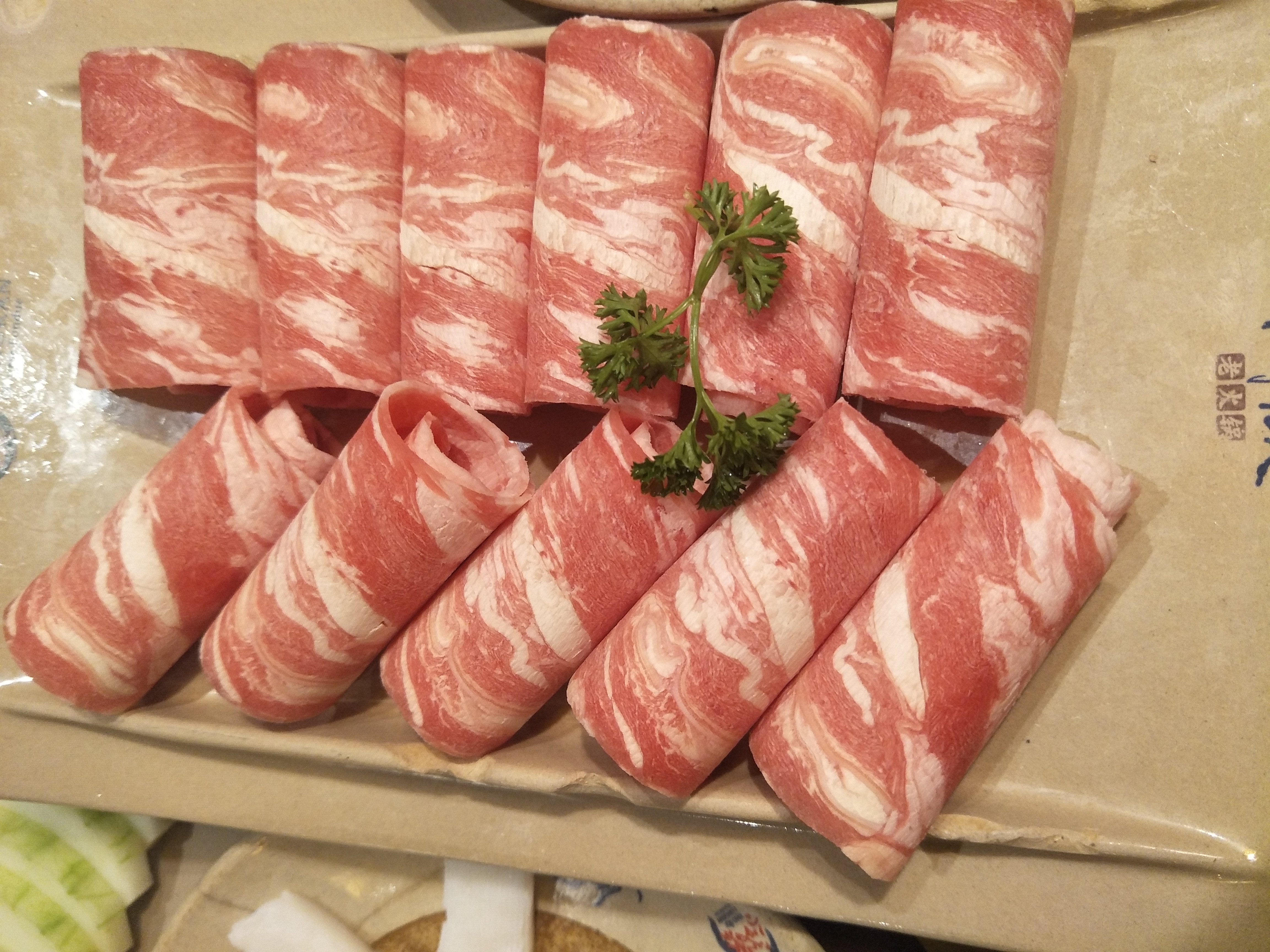 在家吃火锅都吃什么菜好,吃火锅必备什么菜最好