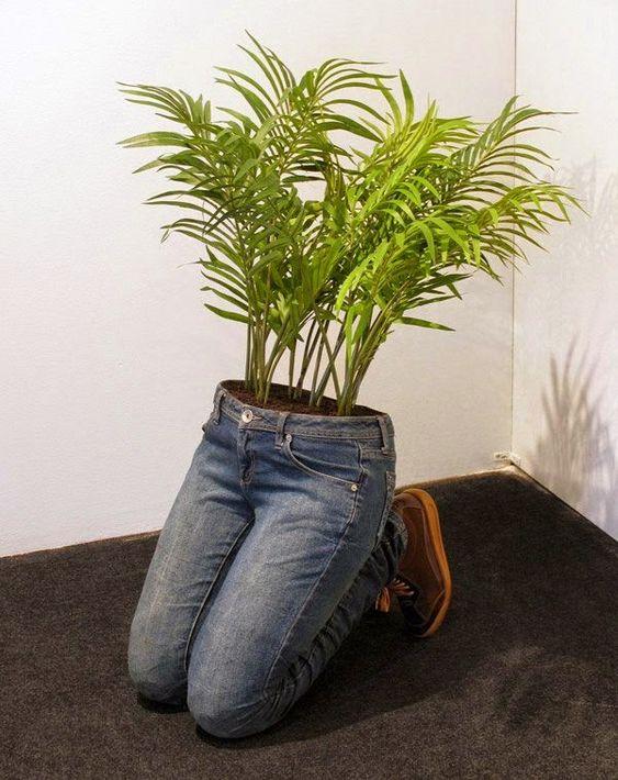 牛仔裤改造花盆,旧牛仔裤的改造花盆